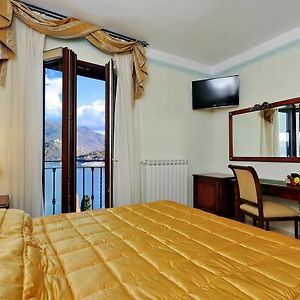 Camera con letto king size